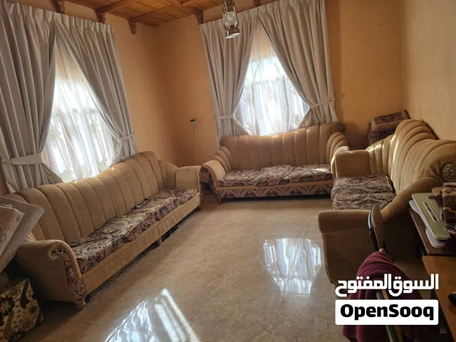 اثاث مستخدم الموقع الرستاق