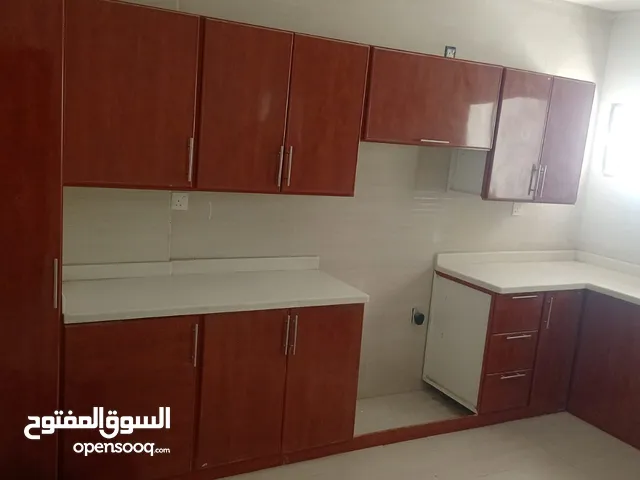 250 m2 5 Bedrooms Apartments for Rent in Dammam Al Hamra
