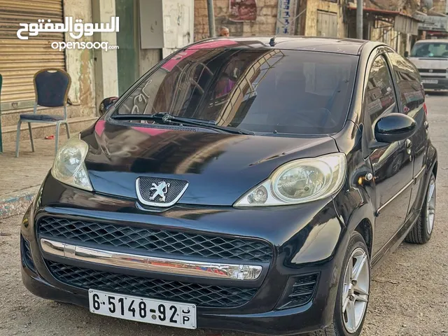 سياره بيجو 107