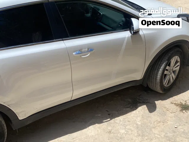 سبورتاج 2018 بنزين بحاله ممتازه