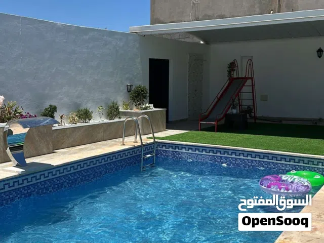 3 Bedrooms Chalet for Rent in Tripoli Tajura