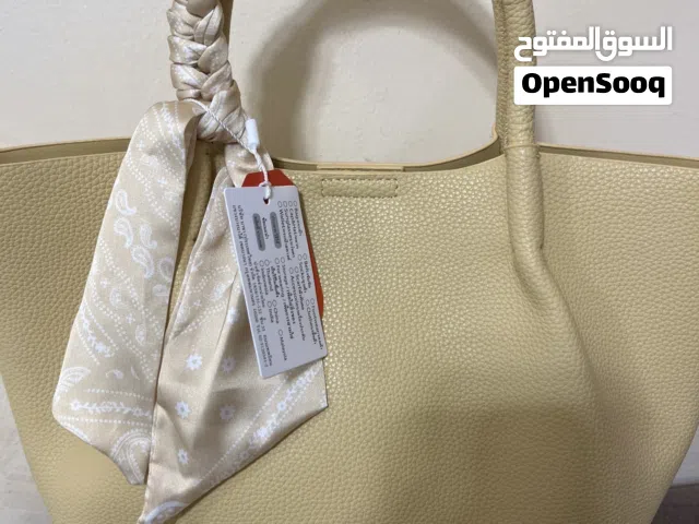 Hand Bags Beige for sale  in Ajman