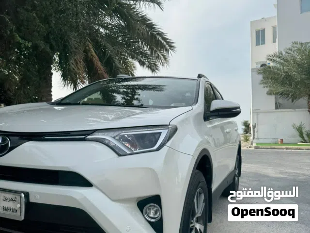 2018 تويوتا راف فور Exclusive