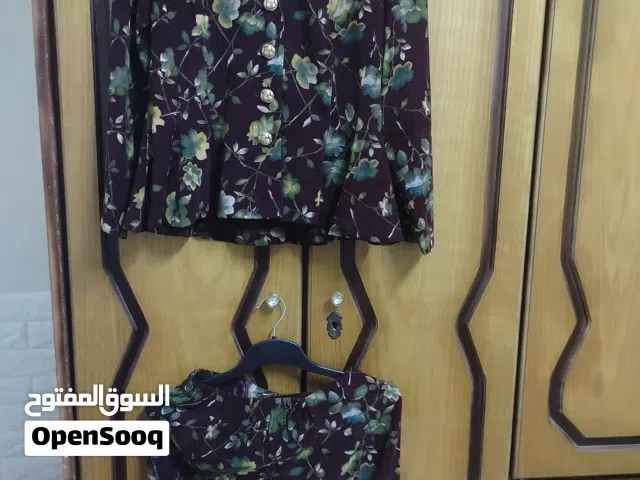 طقم نسائي راقٍ من Leslie Fay  الماركة: Leslie Fay  المقاس: 12