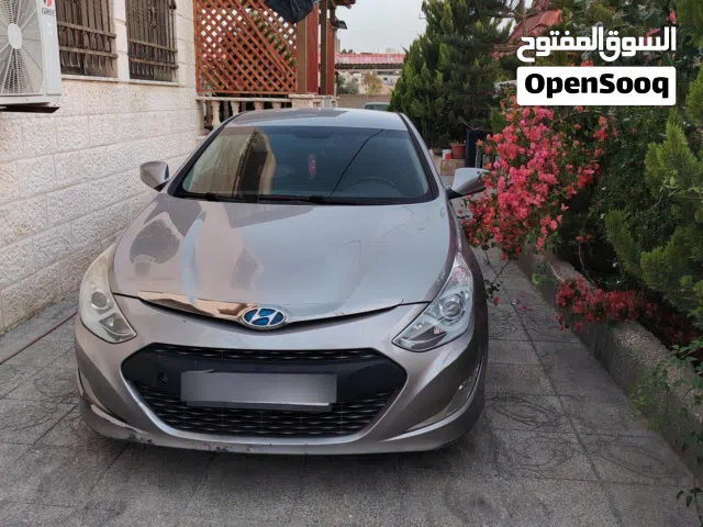 2014 هيونداي افانتي Limited