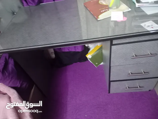 مكتب للبيع