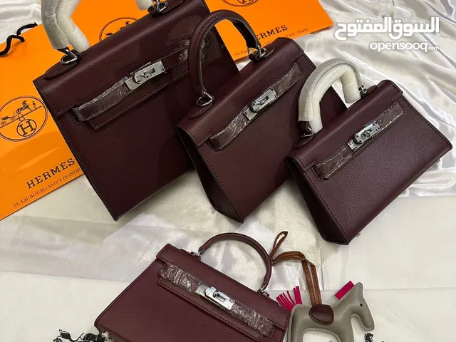 للبيع شنط نسائيه هيرمز ماستر كوالتي جوده عاليه جدا احدث الاصدارات والموديلات الكميه محدوده جدا