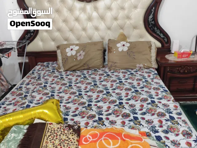 bed+mattress + mirror