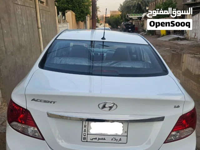 2015 Hyundai Accent Standard