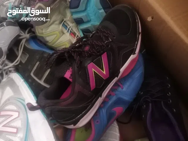 بوات رياضه ماركات مختلفه اوت لات امريكي بحاله الجديد