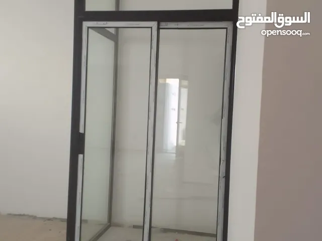 لجميع اعمال الالمنيوم شباك باب استركشر وجهات مطابخ يوجد لدينا قسم صيانه