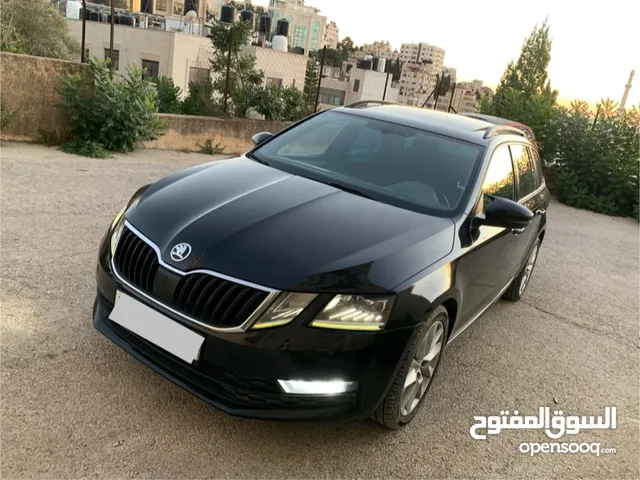 Skoda Octavia فللللللللللل مع بانوراما ب الورقه بسعرررررررر حرق حرق حرق