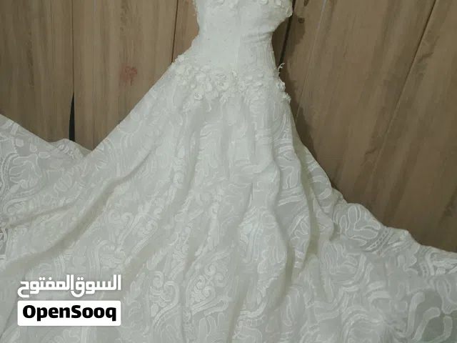 فستان زفاف