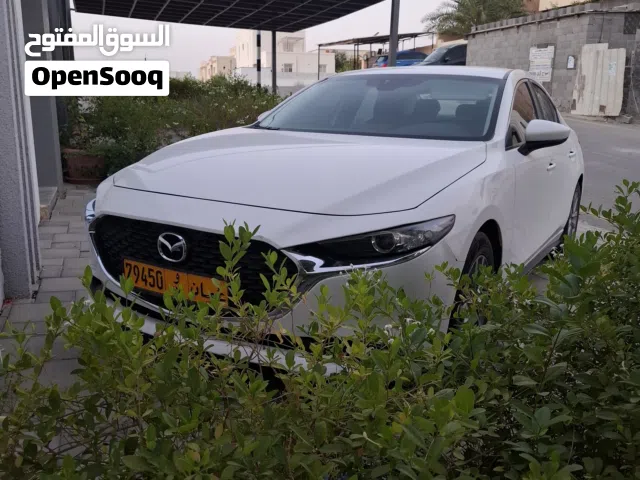 2022 مازدا 3 S