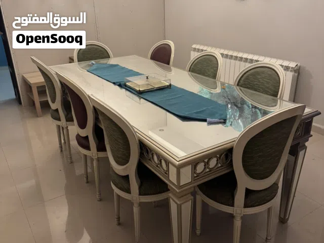 طاولة سفرة من the one