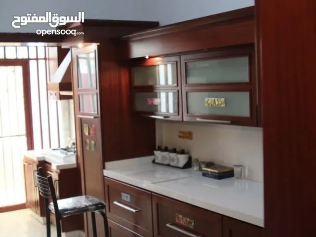 سكن صبايا في وسط البلد