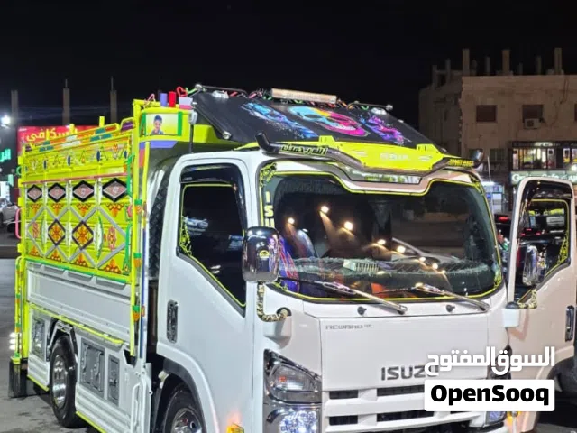 2017 ايسوزو اخرى