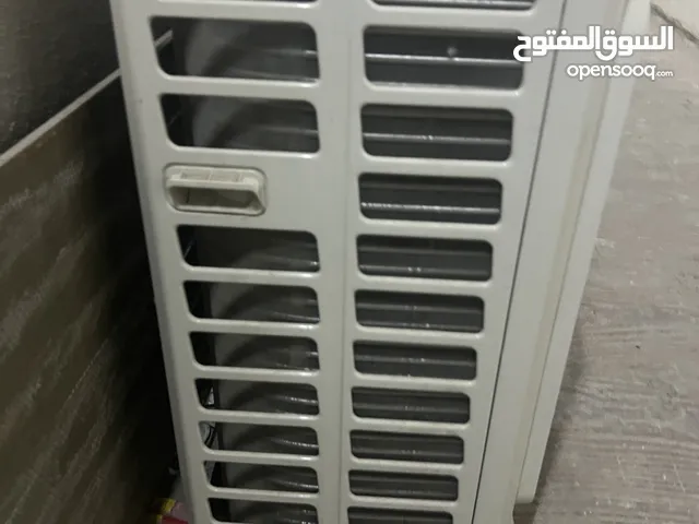 ماكينه بدون وحده حاله ممتازه حديثه  شبيها جنرال