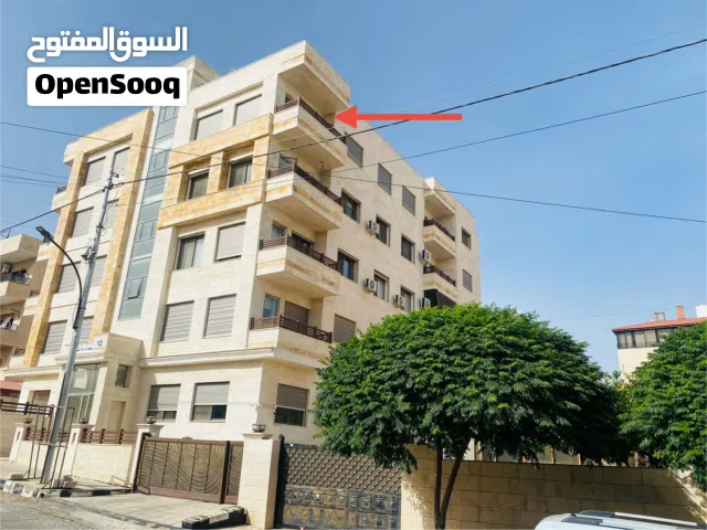 *المشاهدة مجانية: للإيجار السنوي في الشميساني شقة (ط3) مفروشة فاخرة مكيفة غرفتين نوم وبلكونة مطلة.