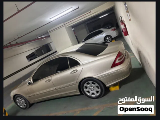 2005 مرسيدس بنز الفئة-C C 240