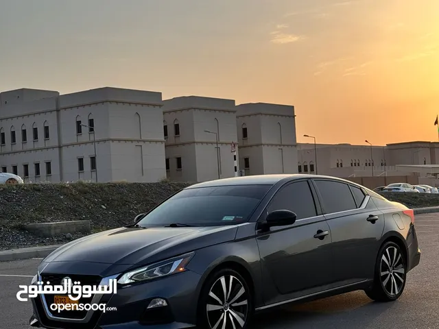 Used Nissan Altima in Muscat