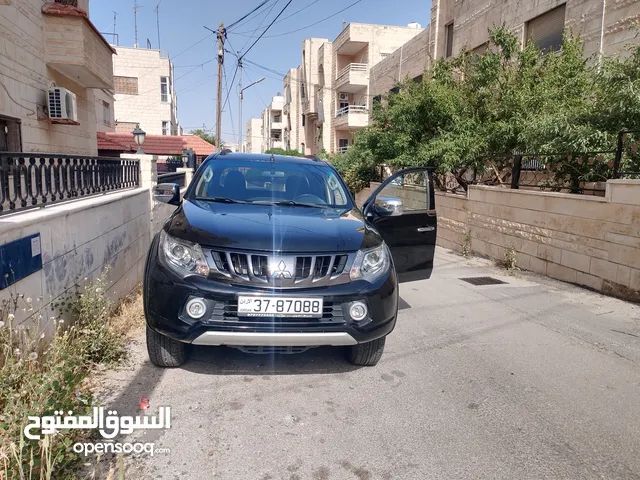 بكم متسوبيشي سبورتيرو l200 بدون اي ملاحظات ممشى قليل 50000 كم فقط