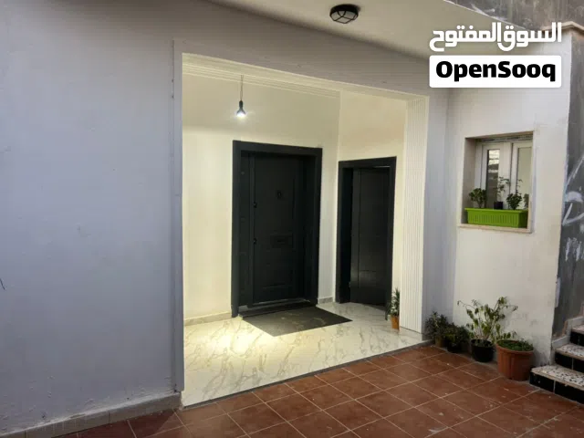 190 m2 3 Bedrooms Townhouse for Sale in Tripoli Abu Saleem