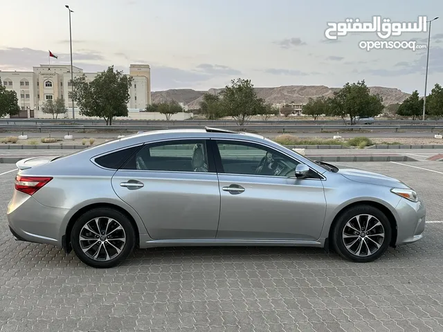 Toyota Avalon 2016 in Al Dhahirah