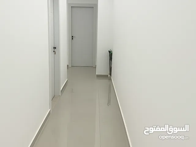 4 استوديوهات للبيع