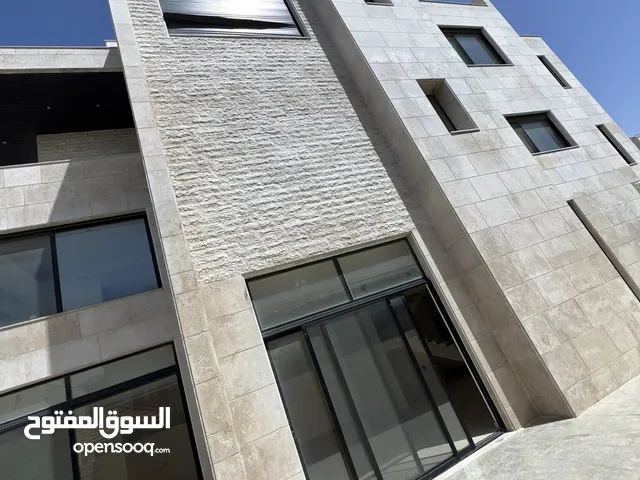 370 m2 4 Bedrooms Villa for Sale in Amman Abdoun