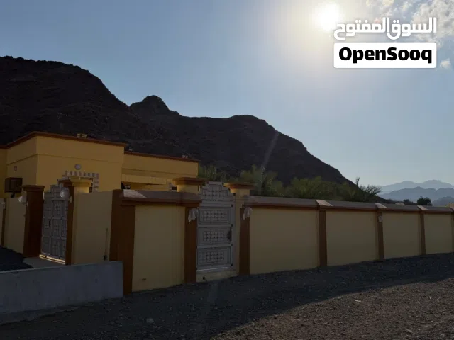 150 m2 2 Bedrooms Townhouse for Sale in Al Batinah Sohar