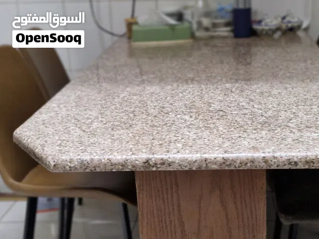 للبيع المستعجل - مطبخ مستعمل كامل مع ثلاجة وغاز