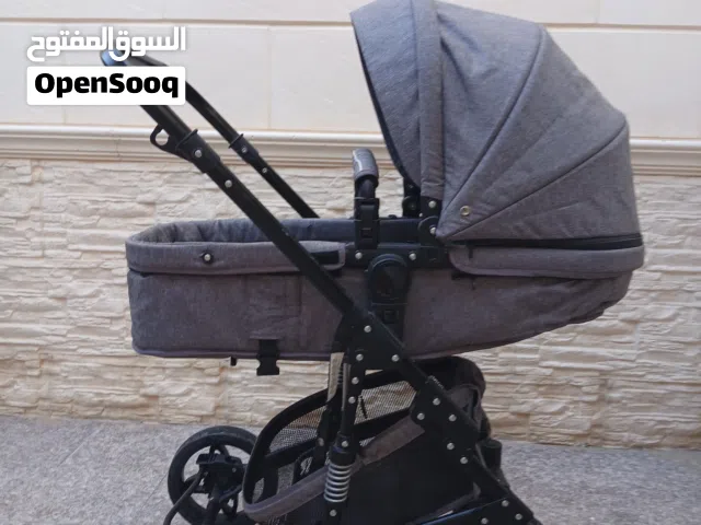عربة اطفال رضع بسهر قابل للتفاوض استعمال خفيف .
