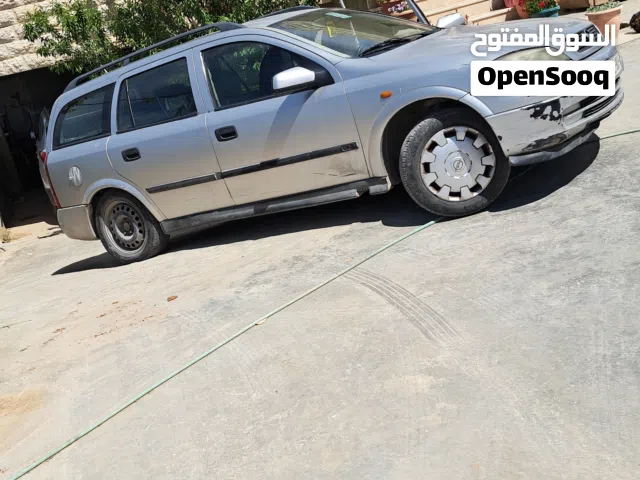 Used Opel Astra in Hebron