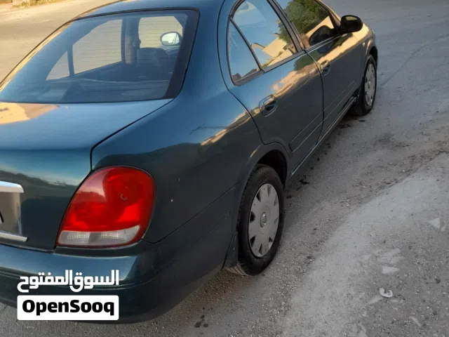 2005 نيسان صني S