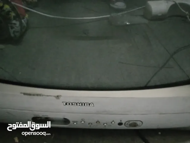 تلفزيون توشيبا مع ريموته حجم كبير شغال ميه بالميه للبيع