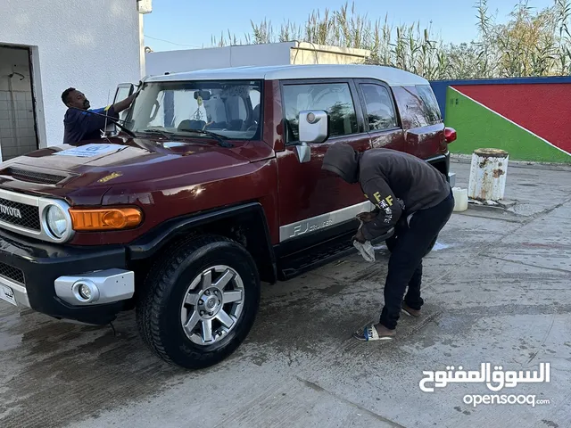 Used Toyota FJ in Benghazi