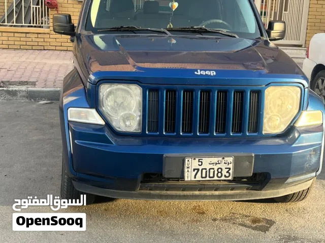 2010 جيب شيروكى Limited