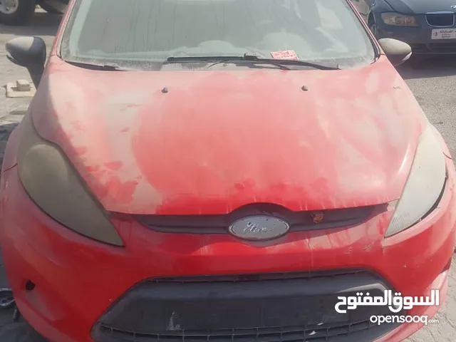 نشتري جميع انواع السيارات السكراب والشغال باحسن السعار بوراق وبدون اوراق للتواصل
