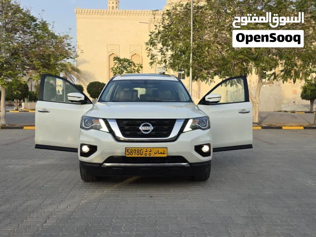 2018 Nissan Pathfinder SL