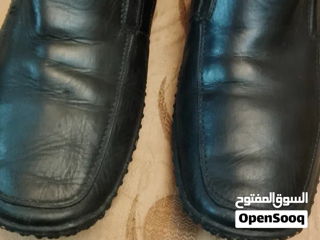 حذاء جلد طبيعي صناعة اوروبية نمرة 41/42