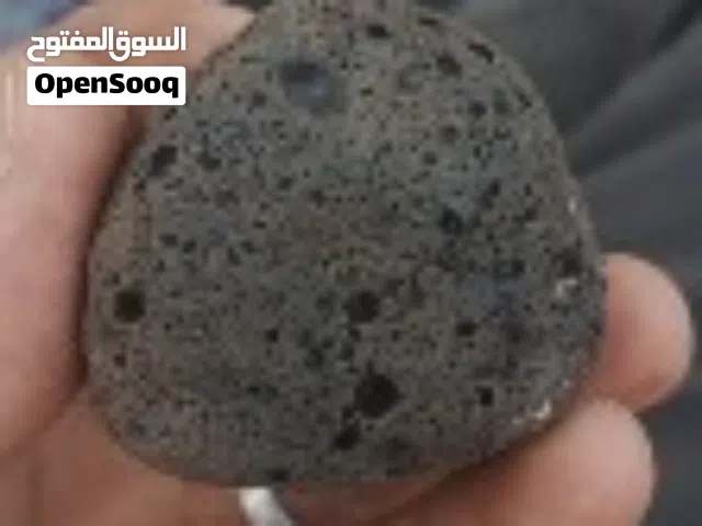 نيازك احجار كريمة للبيع