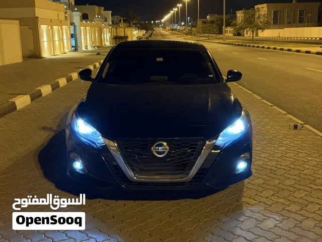 2019 نيسان التيما S