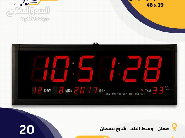 ساعة حائط رقمية قياس 48*19