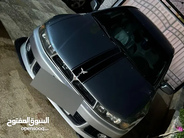 ميتسوبيشي جالنت 2003 للبيع بحاله جيده ماشاء الله مش ناقصها اشي شغل شغل وامشي بصلاة عنبي