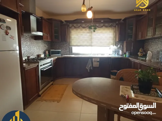 شقة مميزة للبيع في ارقى احياء الطيرة بالقرب من الجامع التقوى