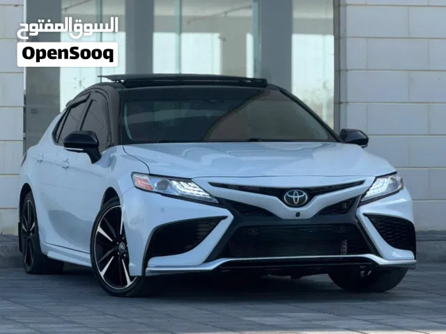 البيع كامري 2018 XSE موتر نظيف جدا السعر: 6450