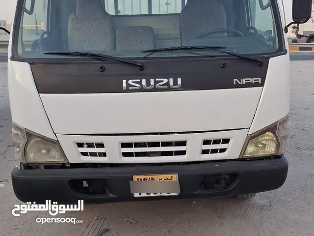 سكسويل إيسوزو 2008