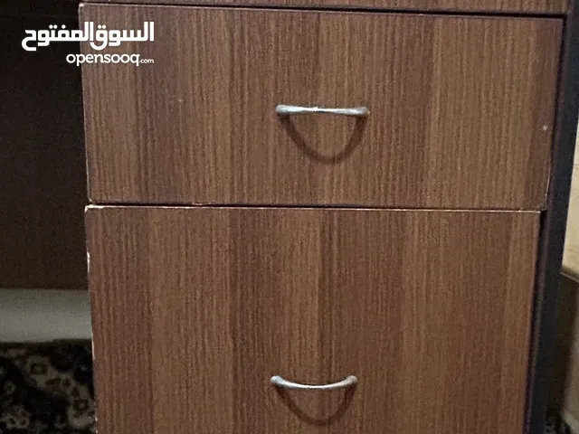مكتب وكرسي دراسي