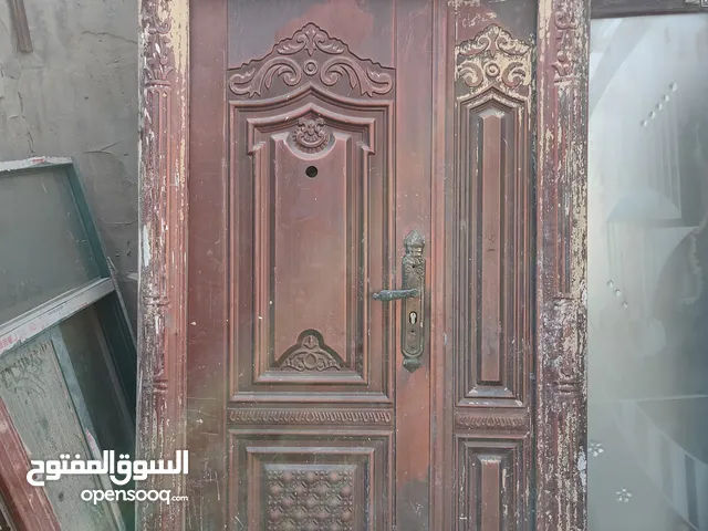 باب تركي مستخدم نضيف